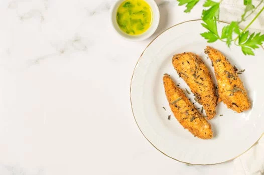 chicken tender combo with dipping sauce