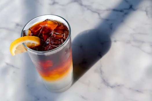 sweet tea glass with ice southern style